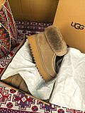 UG G Platform Snow Boots