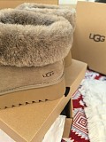 UG G Platform Snow Boots