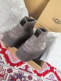 UG G Platform Snow Boots