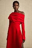SUPER WHOLESALE | Valentine red high-slit pleated maxi dress