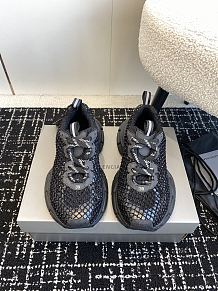 SUPER WHOLESALE | Women's  3XL Sneaker