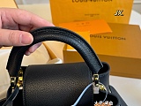 SUPER WHOLESALE | Capucines Shoulder Bag