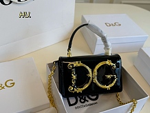 SUPER WHOLESALE | Calfskin Shoulder Bag in gold&black