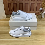 SUPER WHOLESALE | Women's Oversize Platform Sneaker