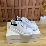 SUPER WHOLESALE | Women's Oversize Platform Sneaker