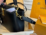 SUPER WHOLESALE | Capucines Shoulder Bag
