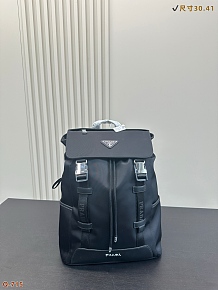 SUPER WHOLESALE | Functional Backpack in Black