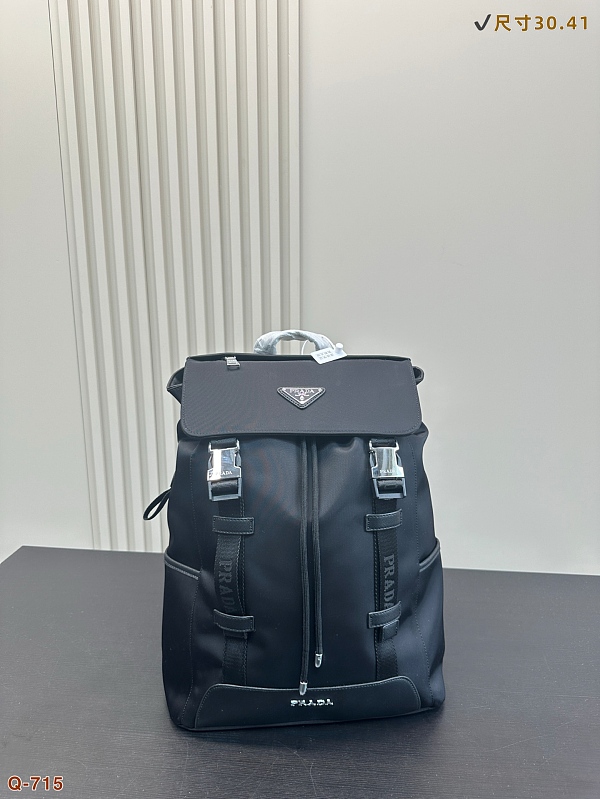 SUPER WHOLESALE | Functional Backpack in Black