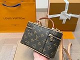 SUPER WHOLESALE | Vanity Small Pouch