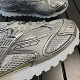SUPER WHOLESALE | Orbit Silver Runner Sneaker