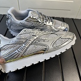 SUPER WHOLESALE | Orbit Silver Runner Sneaker