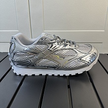 SUPER WHOLESALE | Orbit Silver Runner Sneaker