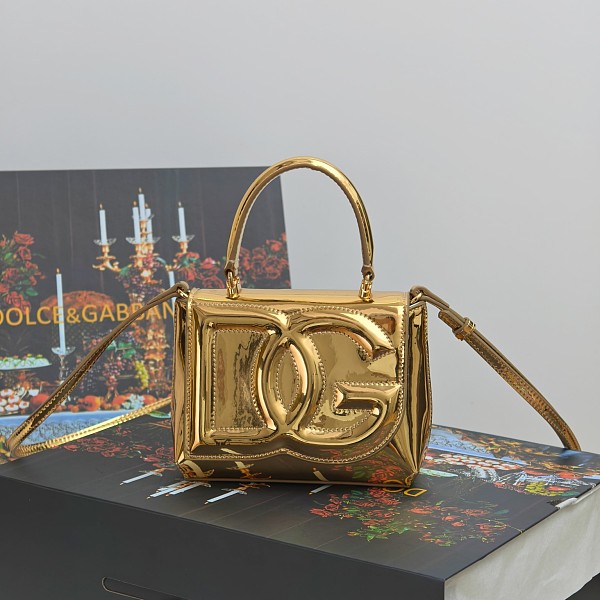 SUPER WHOLESALE | Patent Leather Handbag