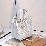SUPER WHOLESALE | Bucket Calfskin Leather Shoulder Bag