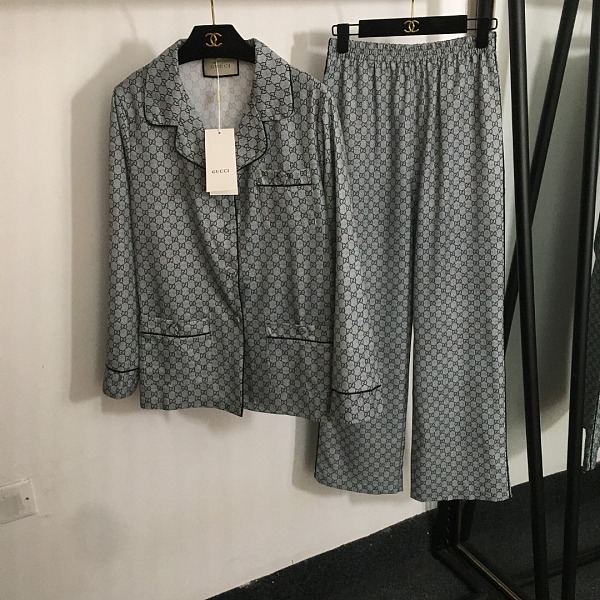 SUPER WHOLESALE | Monogram Pajamas