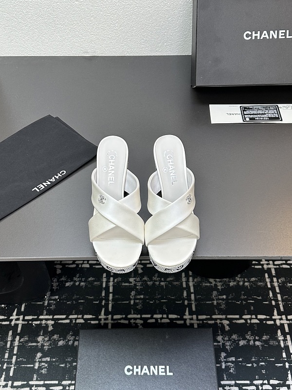 SUPER WHOLESALE | Calfskin Platform Sandal