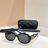 SUPER WHOLESALE | Oval  Frame Sunglasses