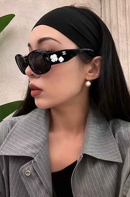SUPER WHOLESALE | Oval  Frame Sunglasses