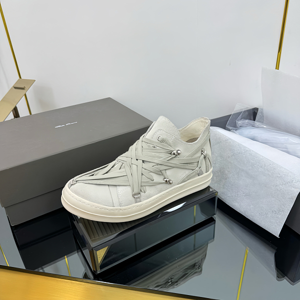 SUPER WHOLESALE |  HOLLYWOOD MEGALACED LOW SNEAKS FOR WOMEN