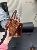 SUPER WHOLESALE |  Quilted Hand Bag