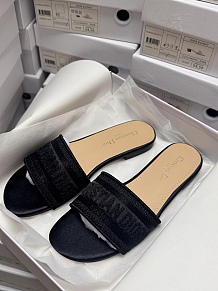SUPER WHOLESALE | Velvet Slides