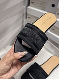 SUPER WHOLESALE | Velvet Slides