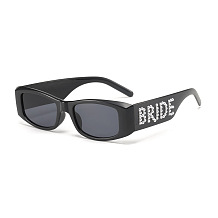 SUPER WHOLESALE | Square Frame Sunglasses