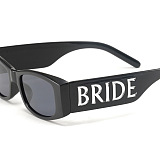 SUPER WHOLESALE | Square Frame Sunglasses