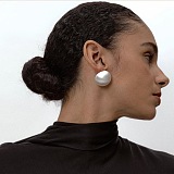 SUPER WHOLESALE | Brushed Arch Teardrop Stud Earrings