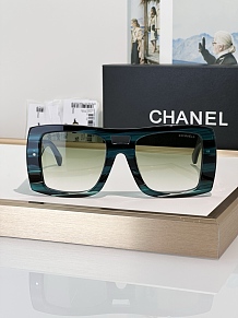 SUPER WHOLESALE |  Square Frame Sunglasses