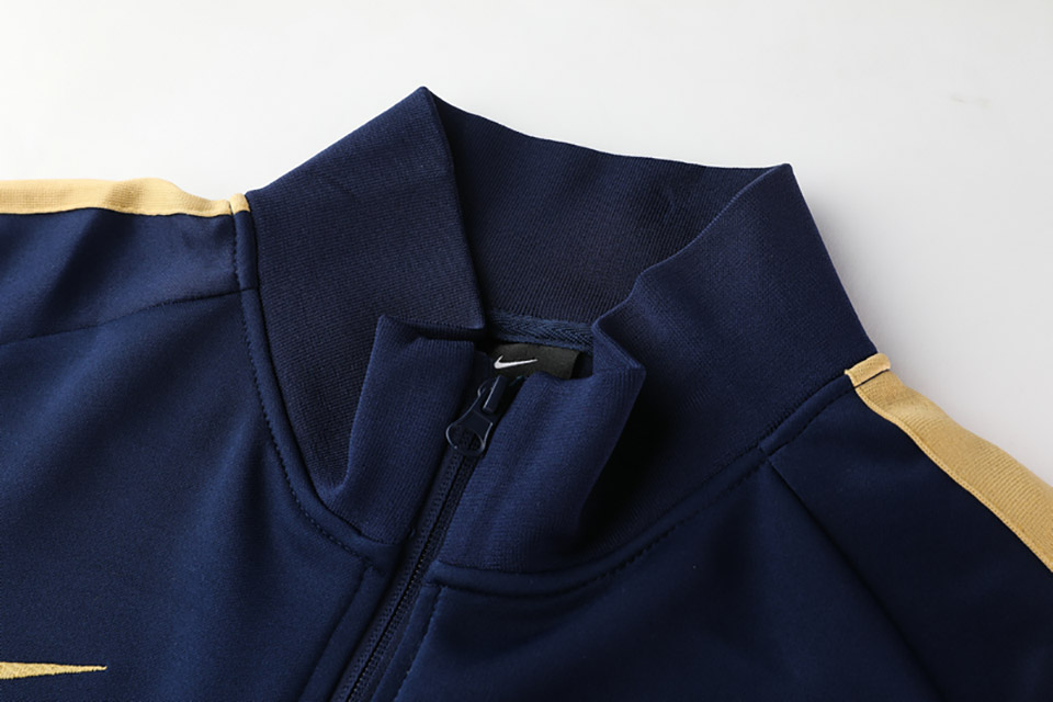 pumas unam tracksuit