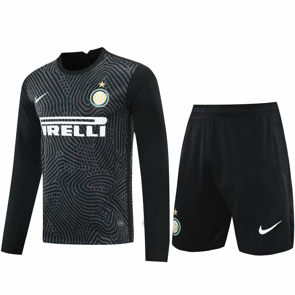 black long sleeve soccer jersey