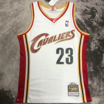 2003/04 Cleveland JAMES #23 Retro White NBA Jerseys热压