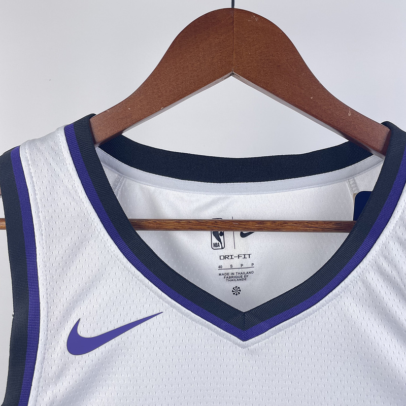 Nike Sabonis 2023-24 Authentic Jersey 40 / Statement / Jerseys