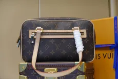 ルイヴィトンバッグコピー LOUIS VUITTON 2021新作 高品質 ショルダーバッグ M51182