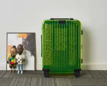 リモワ スーツケース RIMOWA 2021新作 高品質 Essential Neon キャリーバッグ rm211012p85