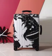 リモワ スーツケース RIMOWA 2021新作 高品質 キャリーバッグ rm211012p88