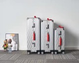 リモワ スーツケース RIMOWA 2021新作 高品質 キャリーバッグ rm211012p90