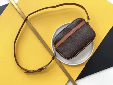 サンローランコピー バッグ 2021新作 Saint Laurent 高品質 カメラバッグ 669957