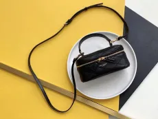 サンローランコピー バッグ 2021新作 Saint Laurent 高品質 ヴァニティケース 669560