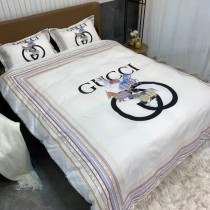 グッチ 寝具 GUCCI 2021新作 洋式 布団カバー ベッドシート 枕カバー 4点セット gc211214p88