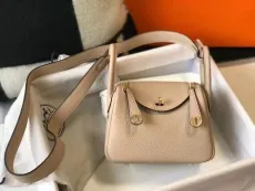 エルメスバッグコピー HERMES 2021新作 高品質 Mini Lindy リンディ ショルダーバッグ he211216p92-3