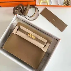 エルメスバッグコピー HERMES 2021新作 高品質 Kelly Danse Evercolor ショルダーバッグ he211216p150-14