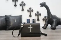CHROMEHEARTS2022メッセンジャーバッグ