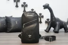 CHROMEHEARTS2022クラシックチェストバッグ