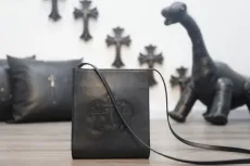 CHROMEHEARTS2022小さな斜めのバッグ