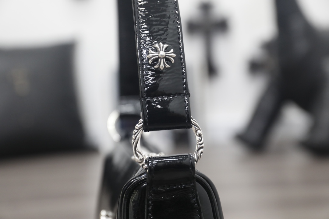 CHROMEHEARTS2022脇の下バッグ