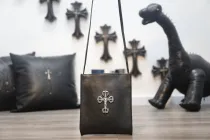 CHROMEHEARTS2022メッセンジャーバッグ
