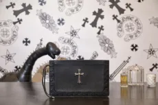 CHROMEHEARTS2022クラッチバッグ