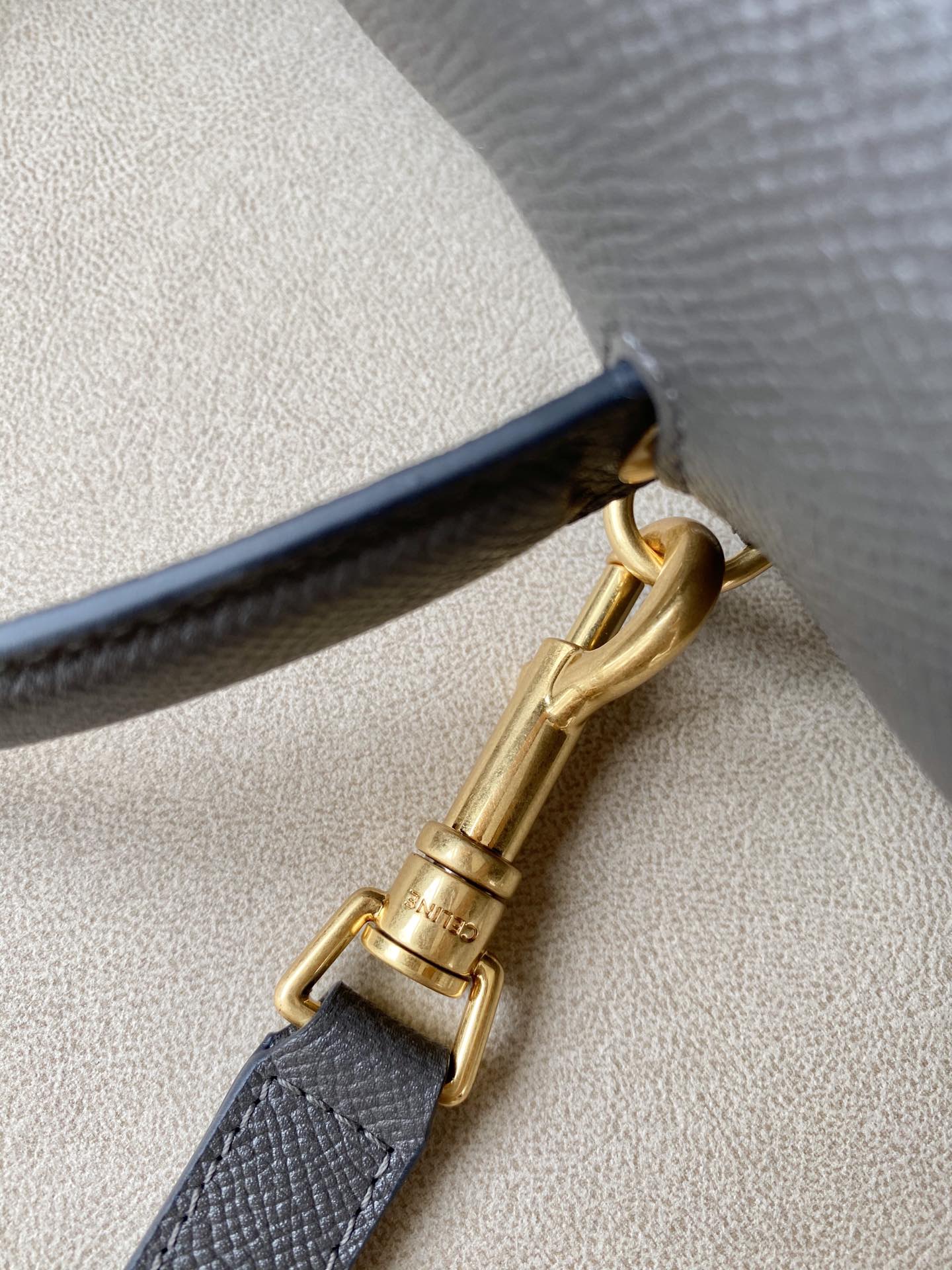セリーヌバッグ CELINE2022新作BELTMINIハンドバッグ